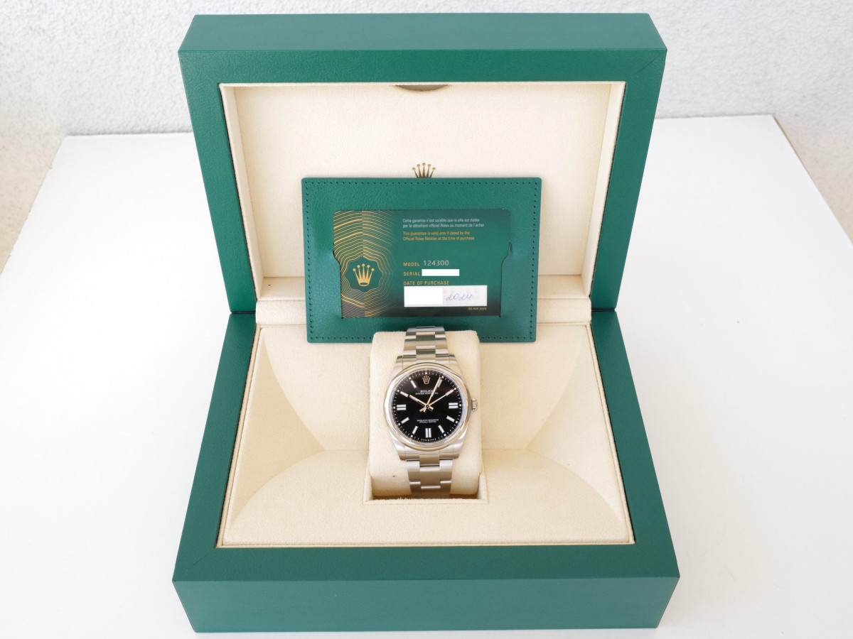 Swiss watch Rolex Oyster Perpetual 41 Black Dial