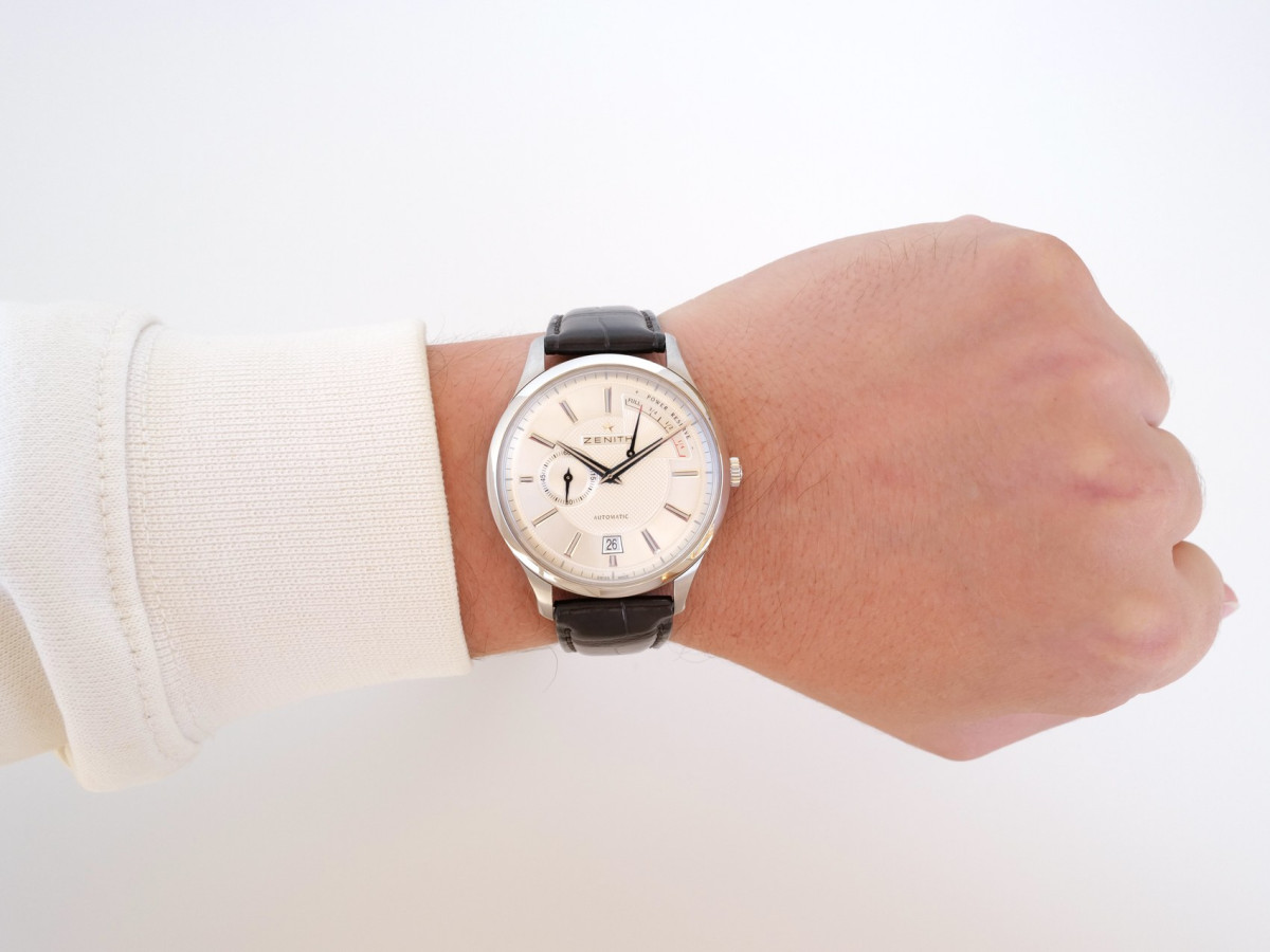 Швейцарський годинник Zenith Captain Power Reserve 40