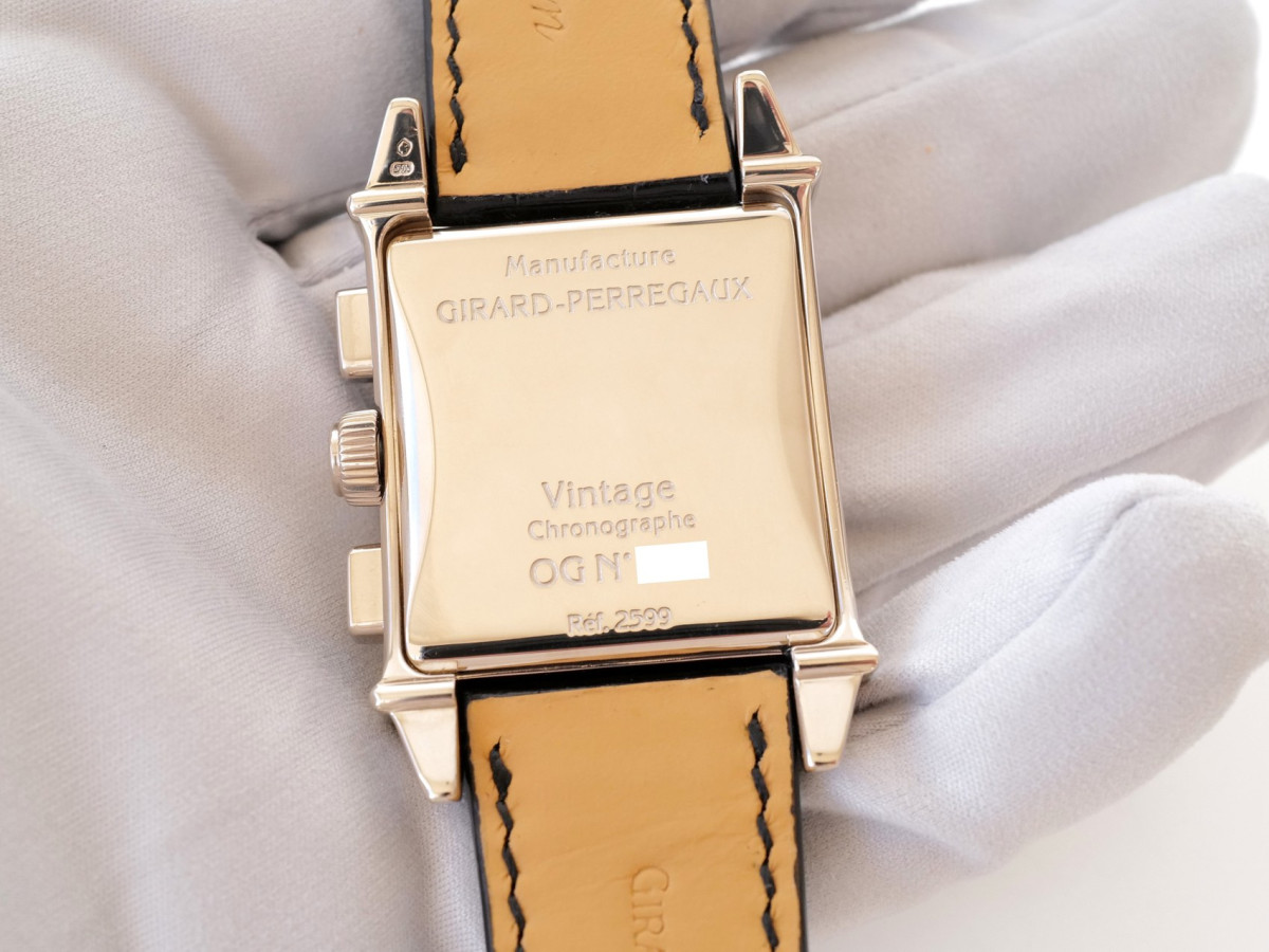Швейцарские часы Girard Perregaux Vintage 1945 Chronograph 18K White Gold Black Dial