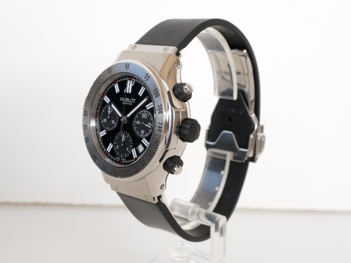 Швейцарские часы Hublot Super B Black Magic Flyback Chronograph 42