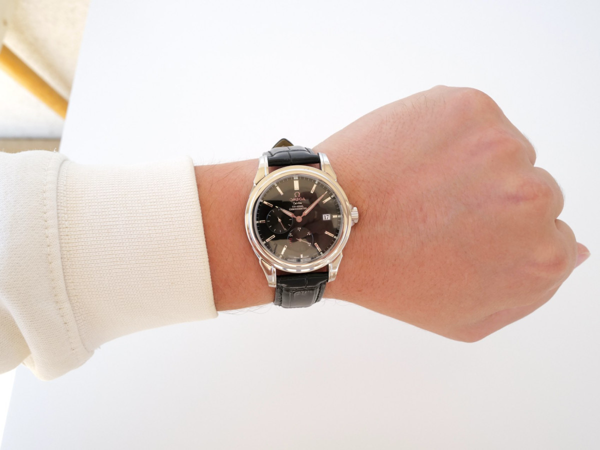 Swiss watch Omega De Ville Co-Axial Power Reserve 39