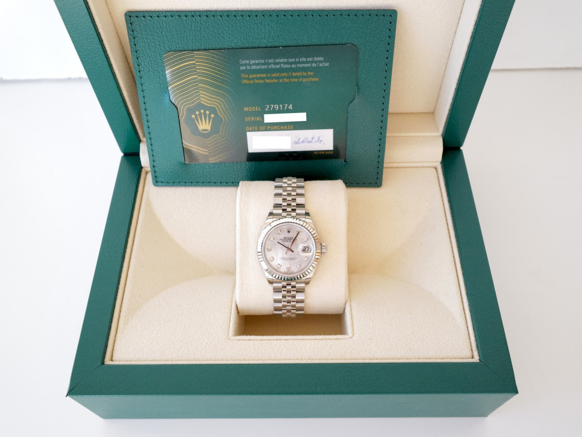Швейцарський годинник Rolex Lady-Datejust 28 Jubilee Steel 18K White Gold MOP Diamond Dial