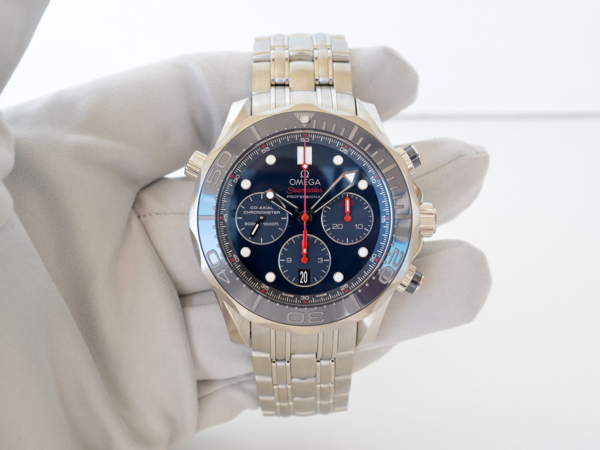 Швейцарские часы Omega Seamaster Diver 300M Chronograph Blue 44