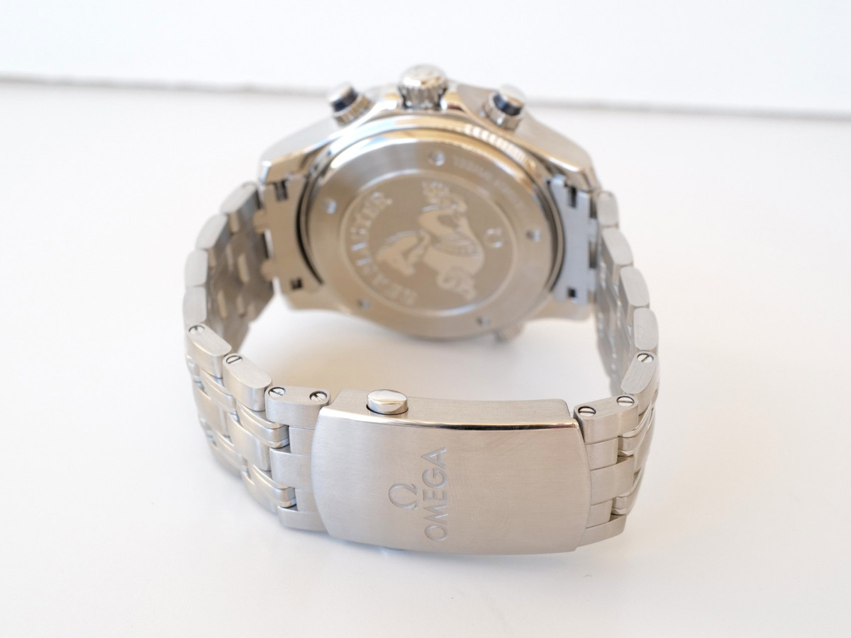 Швейцарские часы Omega Seamaster Diver 300M Chronograph Blue 44