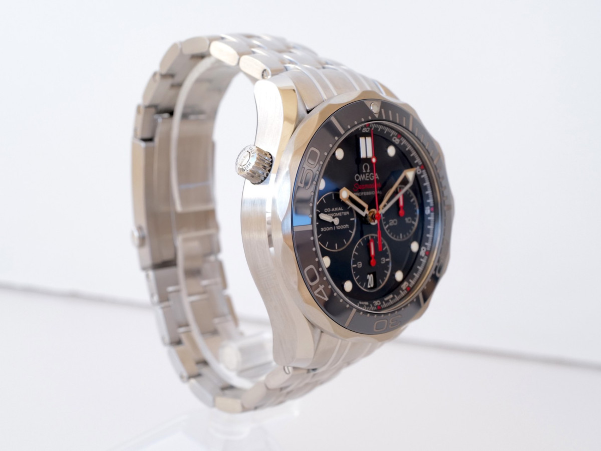 Швейцарские часы Omega Seamaster Diver 300M Chronograph Blue 44