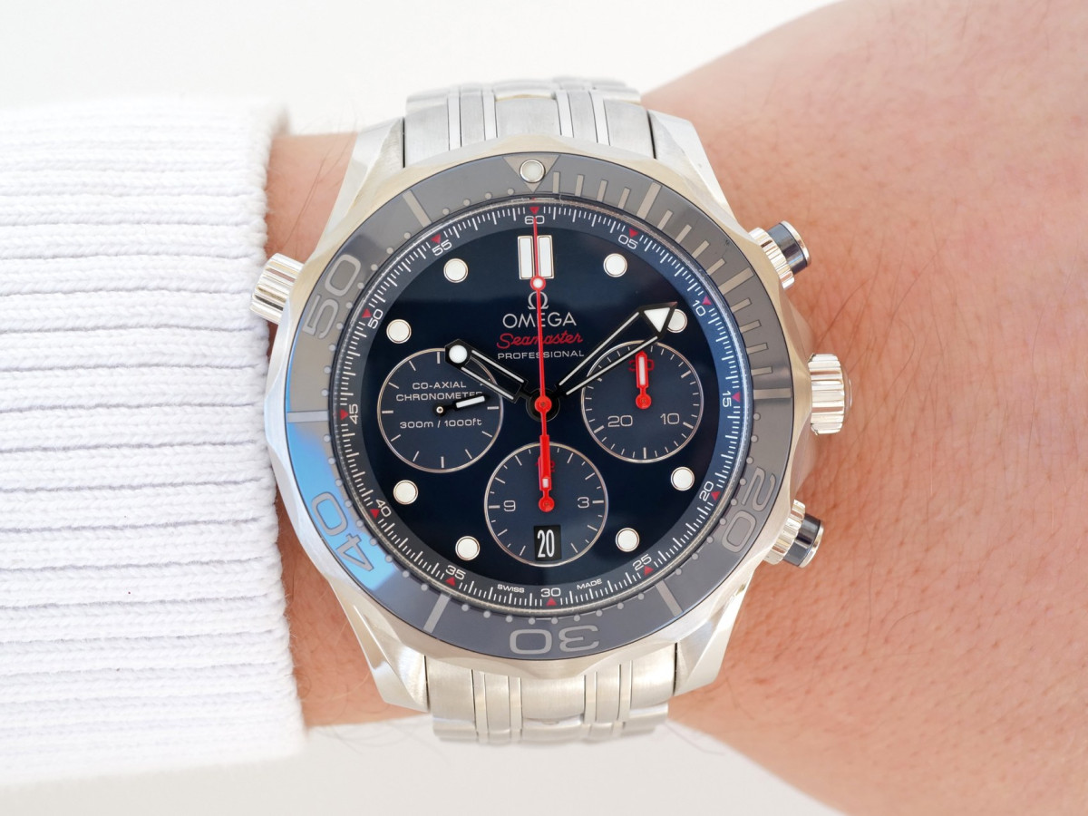 Швейцарские часы Omega Seamaster Diver 300M Chronograph Blue 44