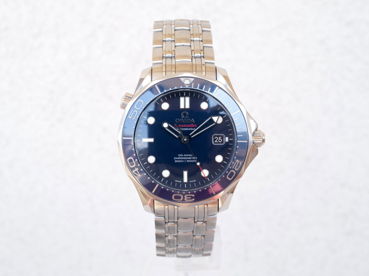 Swiss watch Omega Seamaster Diver 300M Blue 41