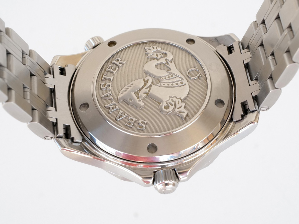 Swiss watch Omega Seamaster Diver 300M Blue 41