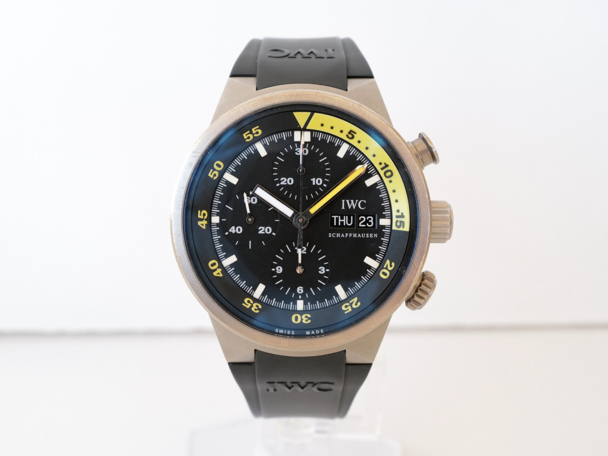 Швейцарские часы IWC Aquatimer Chronograph Titanium 42
