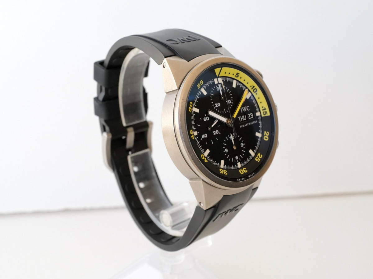 Швейцарские часы IWC Aquatimer Chronograph Titanium 42