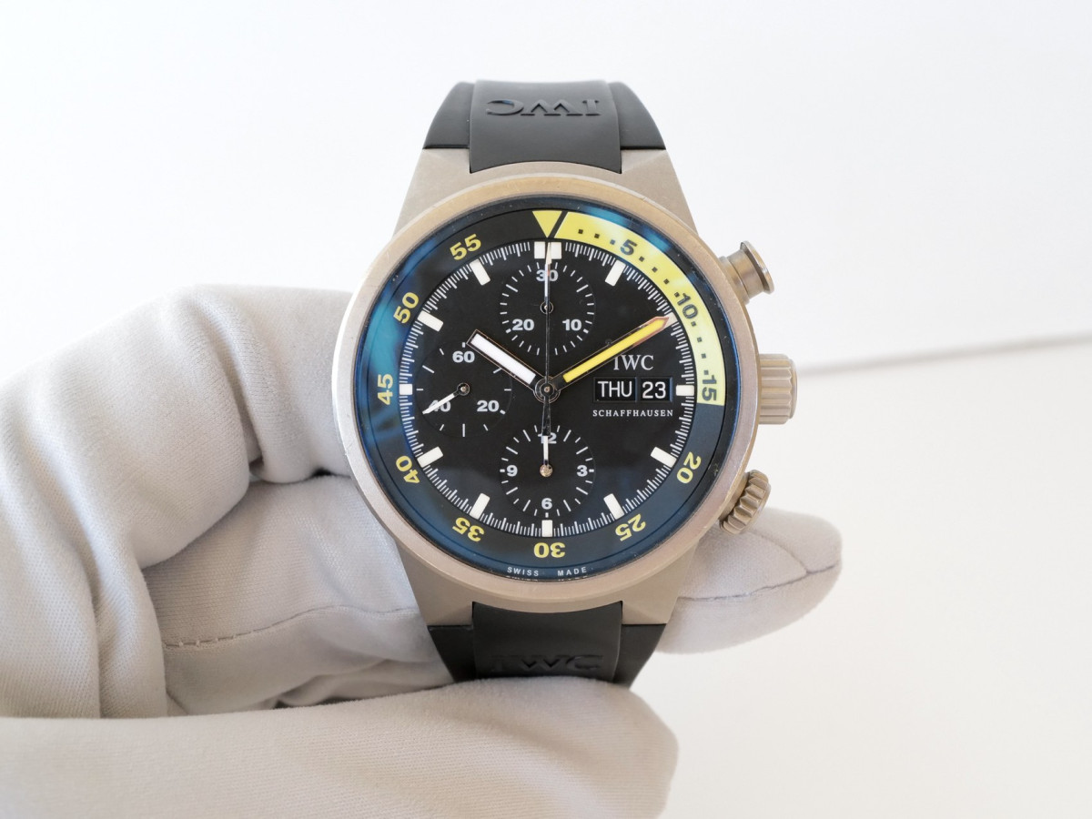 Швейцарские часы IWC Aquatimer Chronograph Titanium 42