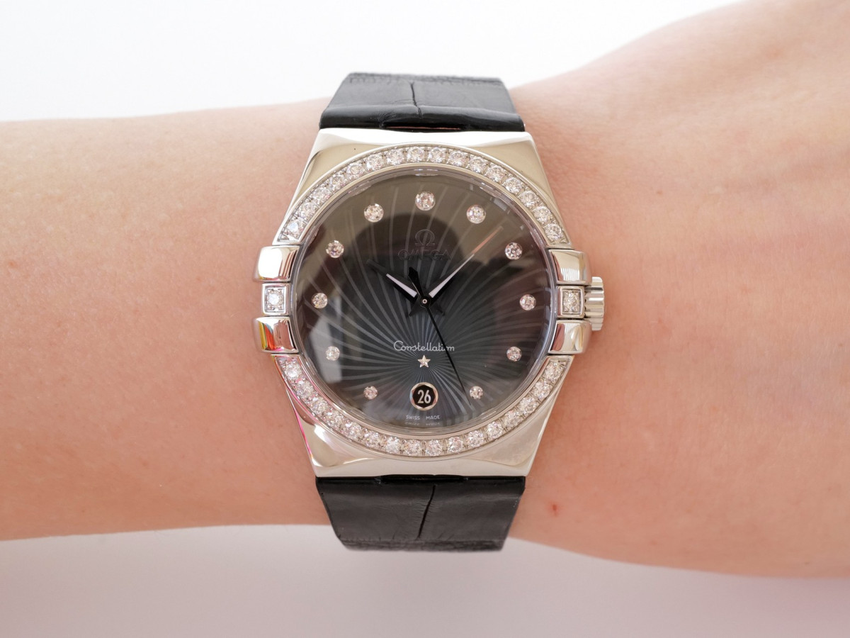 Swiss watch Omega Constellation Diamonds Quartz 35