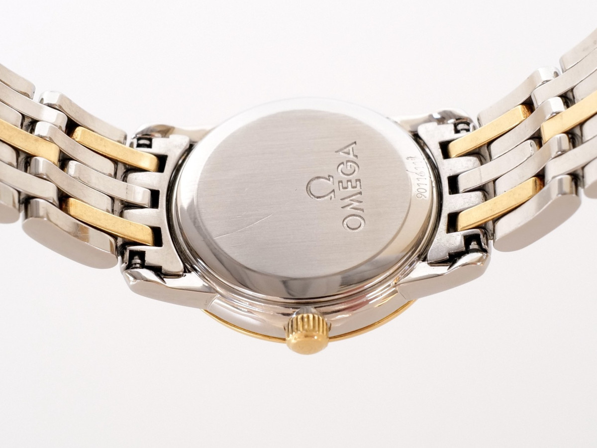 Швейцарские часы Omega De Ville Prestige Quartz 22