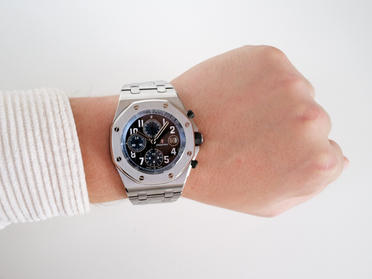 Швейцарские часы Audemars Piguet Royal Oak Offshore Chronograph 42