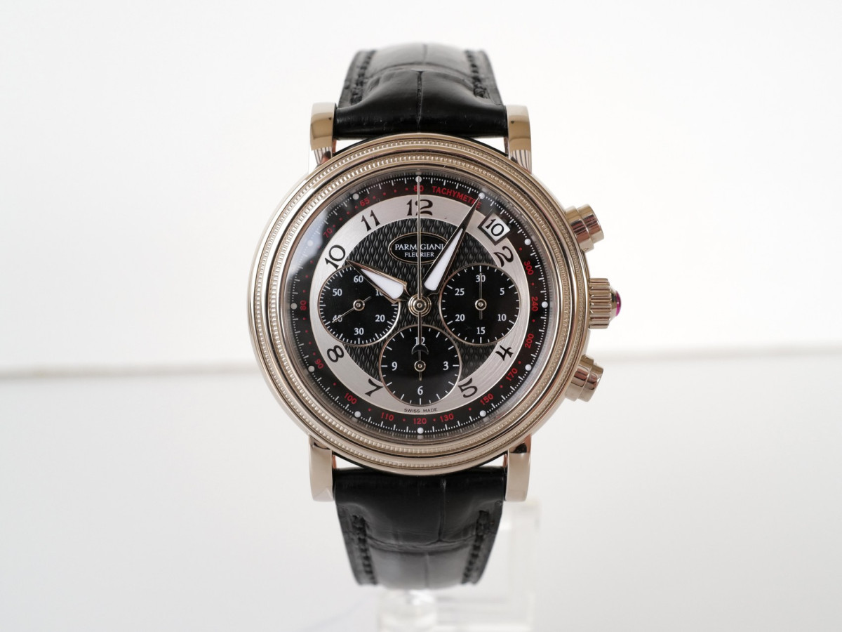 Швейцарские часы Parmigiani Fleurier Toric 18K White Gold Chronograph 40