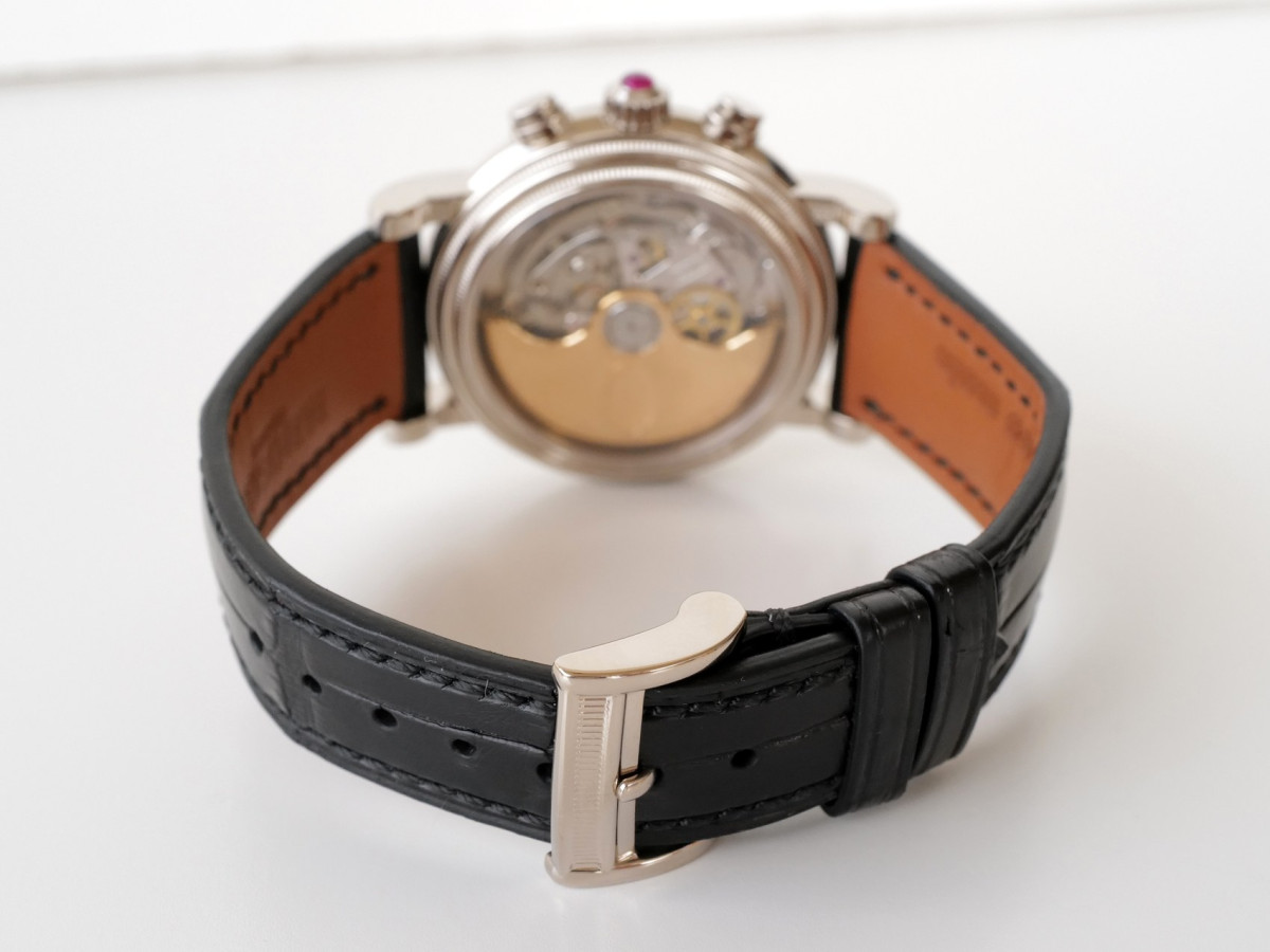 Швейцарские часы Parmigiani Fleurier Toric 18K White Gold Chronograph 40