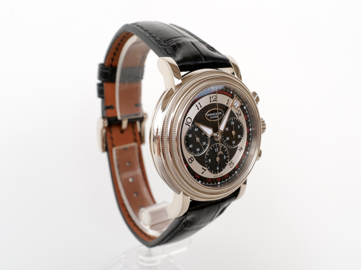 Швейцарские часы Parmigiani Fleurier Toric 18K White Gold Chronograph 40
