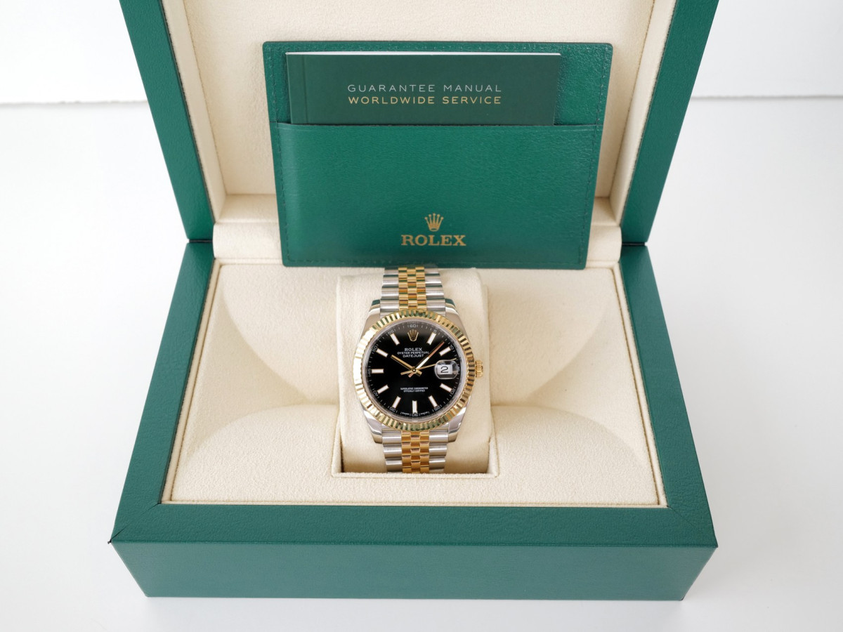 Швейцарський годинник Rolex Datejust 41 Jubilee Steel 18K Yellow Gold Black Dial