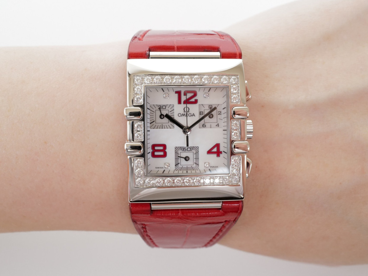 Швейцарские часы Omega Constellation Quadra
