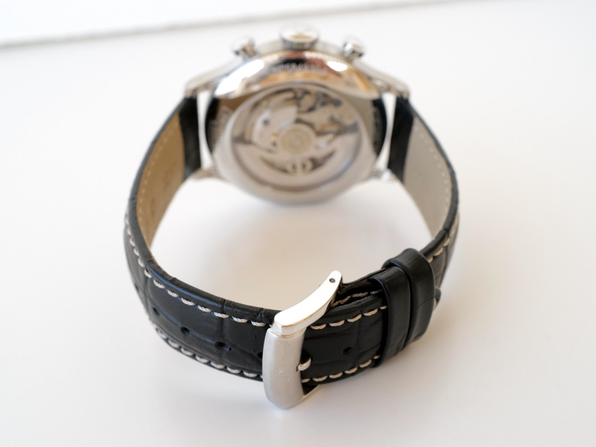 Швейцарские часы Baume & Mercier Capeland Flyback Chronograph 44