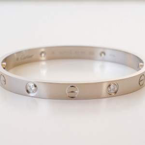 Швейцарський годинник Cartier Love Bracelet Classic Model 18K White Gold 4 Diamonds Size 16