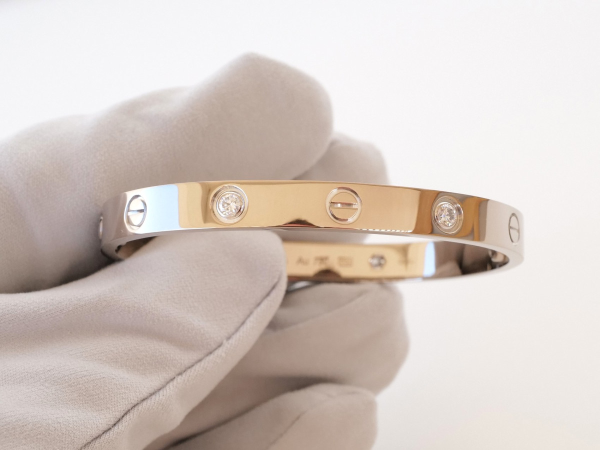 Швейцарський годинник Cartier Love Bracelet Classic Model 18K White Gold 4 Diamonds Size 16