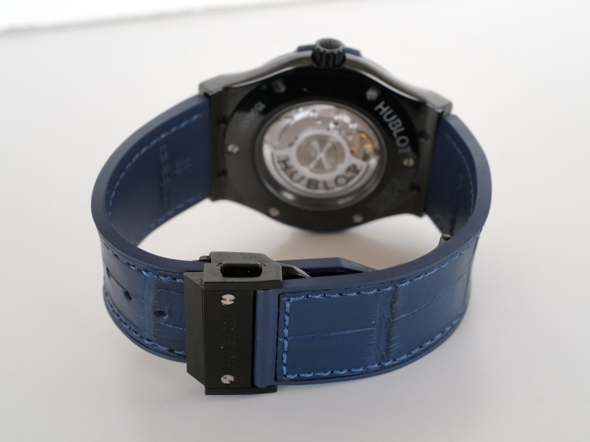 Швейцарские часы Hublot Classic Fusion Ceramic Blue 45