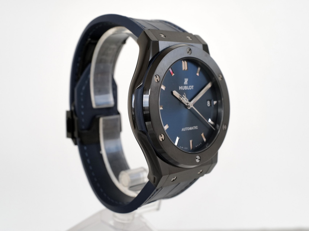 Швейцарские часы Hublot Classic Fusion Ceramic Blue 45