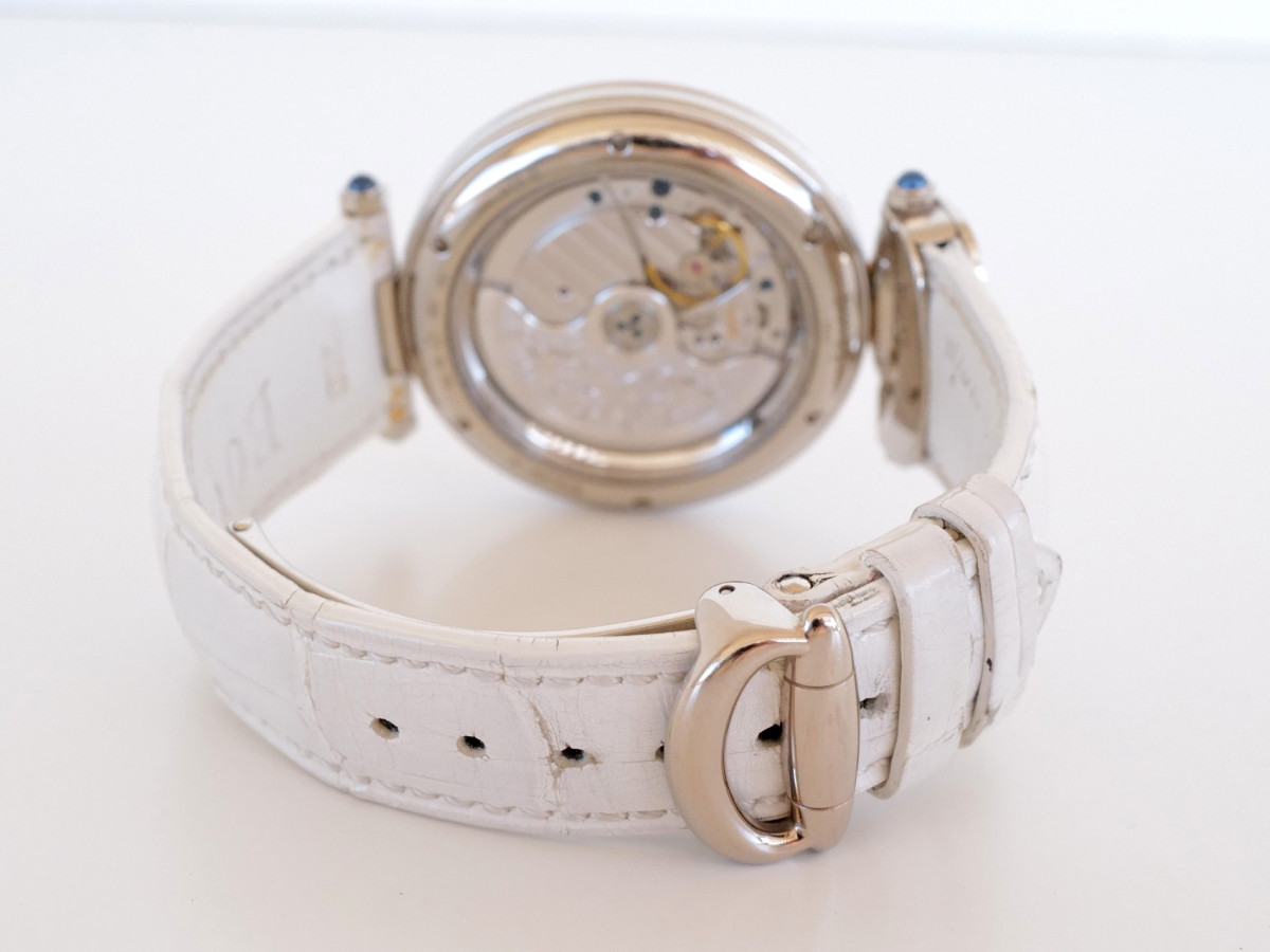 Швейцарские часы Bovet Amadeo Fleurier Handcrafted 18K White Gold Diamond Set MOP Tiger Dial