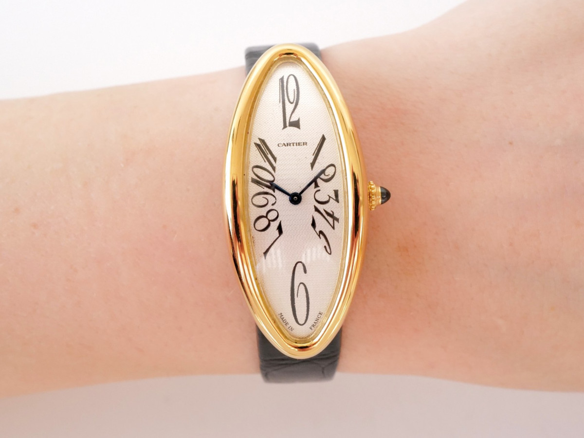 Швейцарський годинник Cartier Baignoire Allongee 18K Yellow Gold