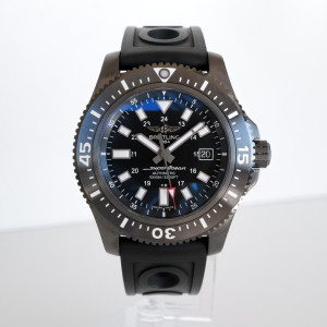 Швейцарские часы Breitling Superocean Special Black 44