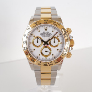 Швейцарские часы Rolex Cosmograph Daytona 18K Yellow Gold Steel White Dial 40