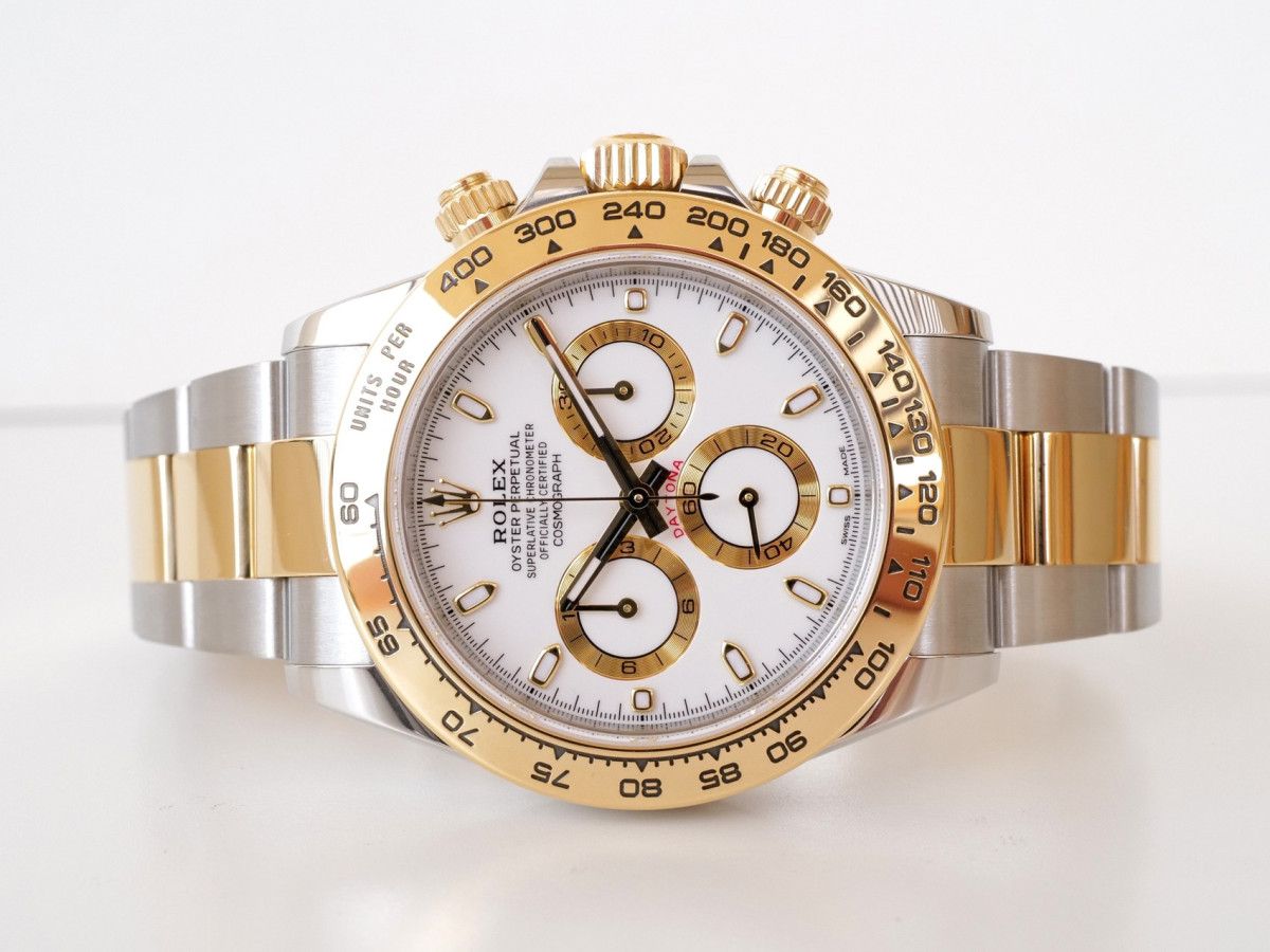 Швейцарские часы Rolex Cosmograph Daytona 18K Yellow Gold Steel White Dial 40