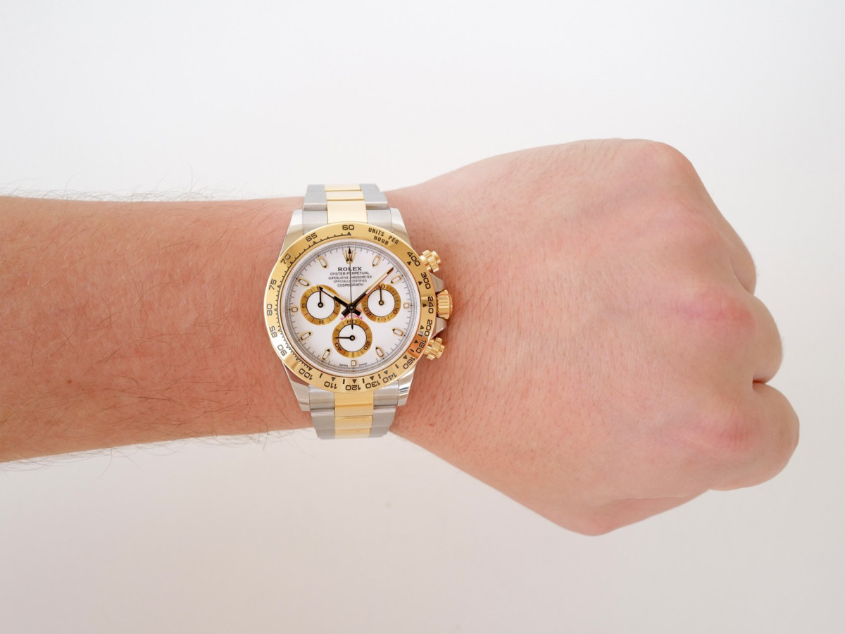Швейцарские часы Rolex Cosmograph Daytona 18K Yellow Gold Steel White Dial 40