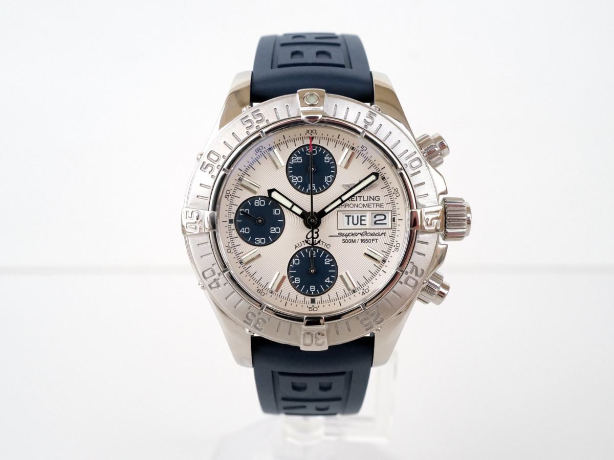 Швейцарские часы Breitling Superocean Chronograph 42