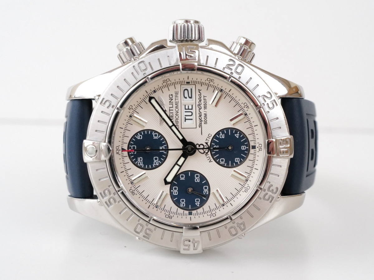 Швейцарские часы Breitling Superocean Chronograph 42