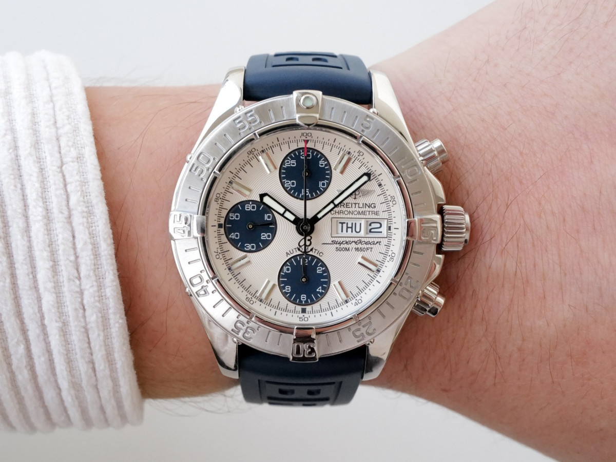 Швейцарские часы Breitling Superocean Chronograph 42