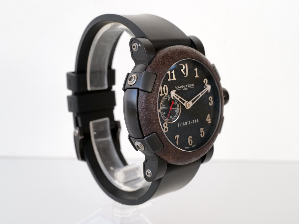 Швейцарський годинник Romain Jerome Titanic-DNA 46 Limited Edition