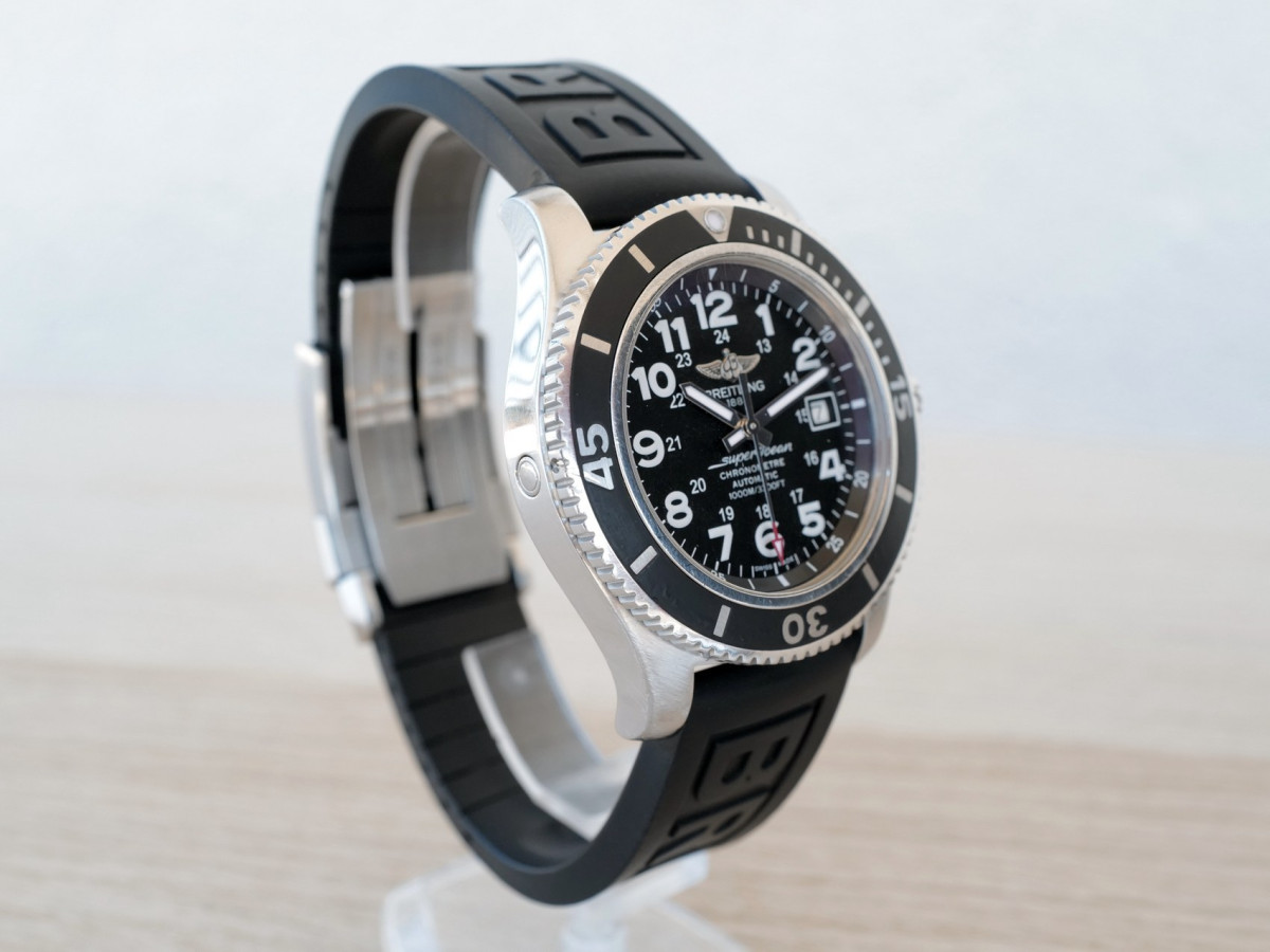 Швейцарський годинник Breitling SuperOcean II 44