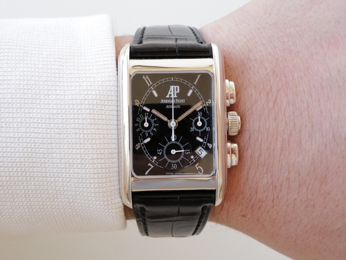 Швейцарские часы Audemars Piguet Edward Piguet Chronograph 18K White Gold