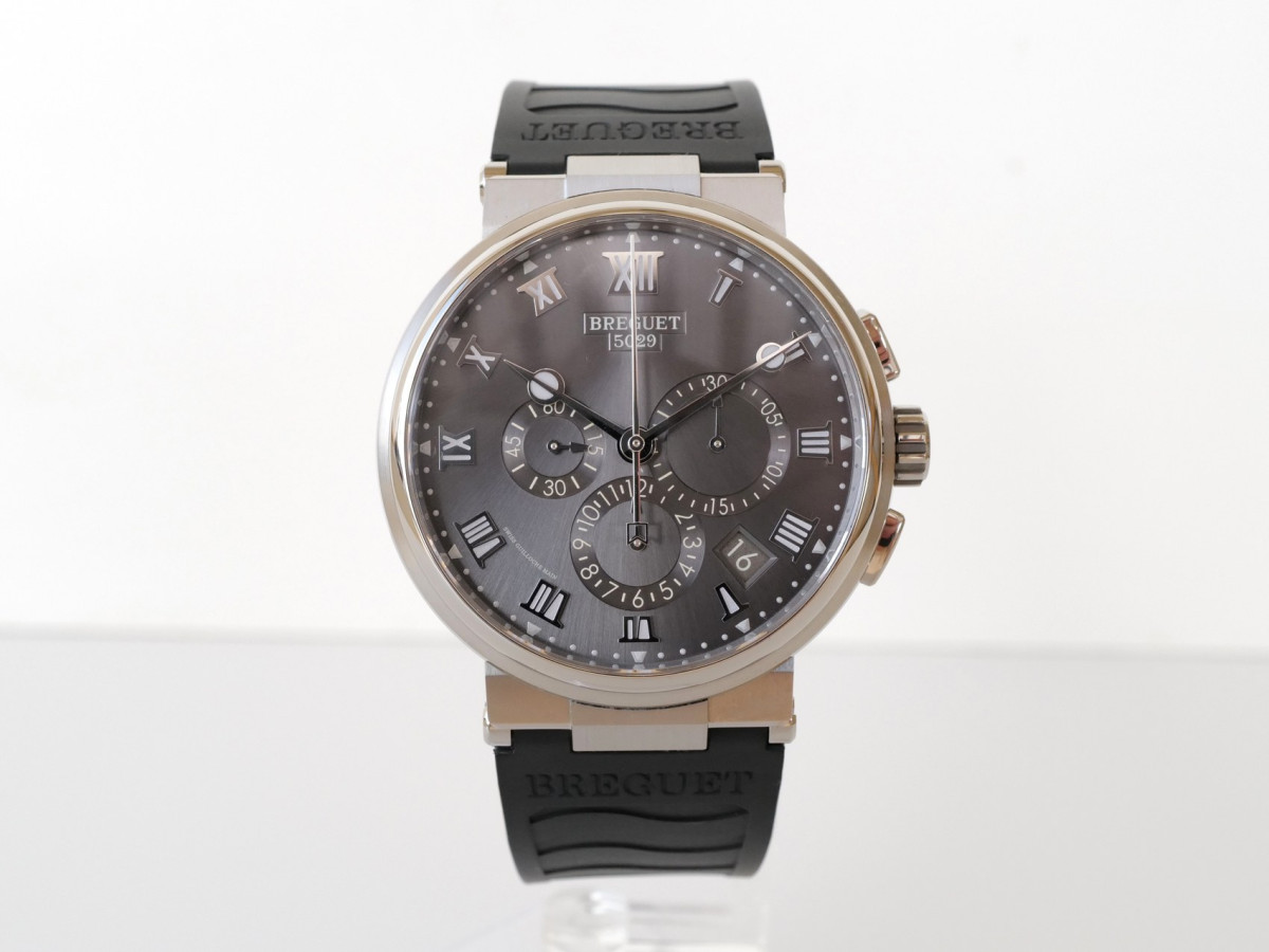 Швейцарские часы Breguet Marine Chronograph Titanium Rhodium Dial 42