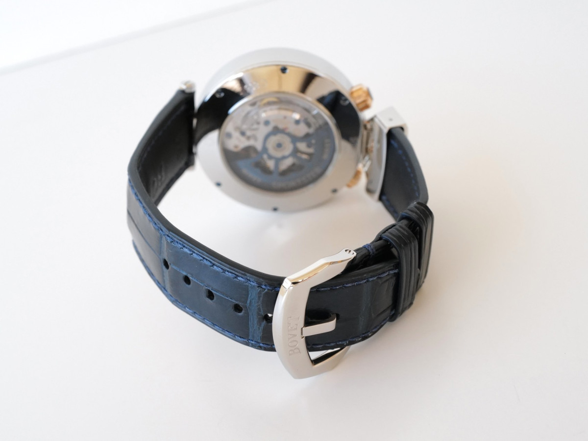 Швейцарський годинник Bovet Sportster Saguaro Chronograph Blue Dial 46