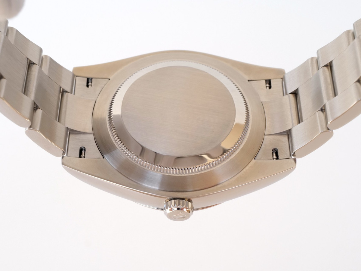 Швейцарський годинник Rolex Oyster Perpetual 41 Black Dial (2025)