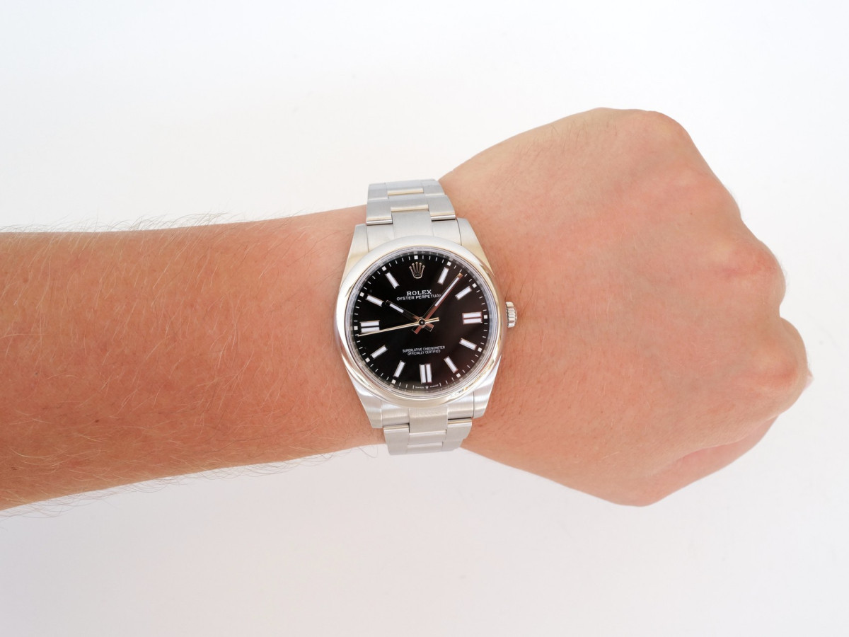 Швейцарський годинник Rolex Oyster Perpetual 41 Black Dial (2025)