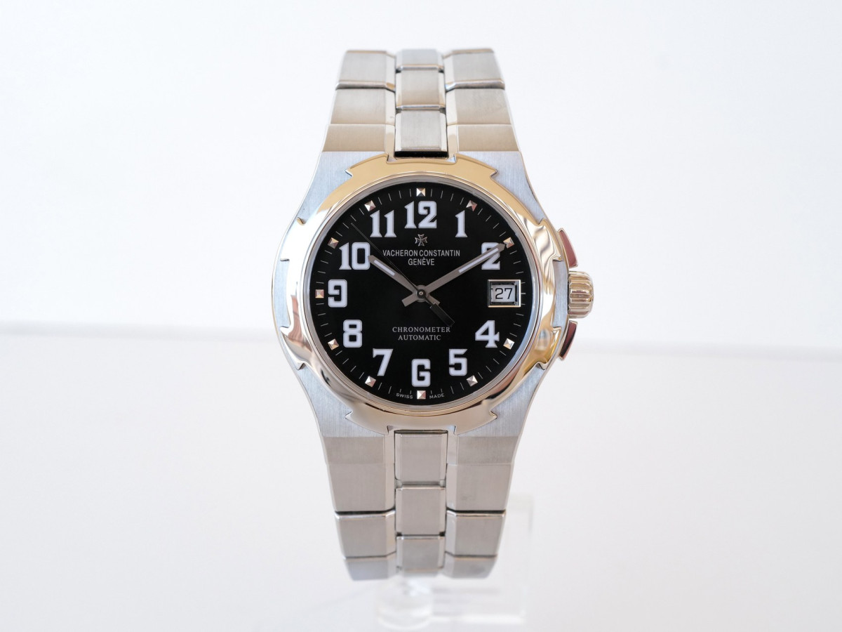 Швейцарський годинник Vacheron Constantin Overseas Black Dial 37
