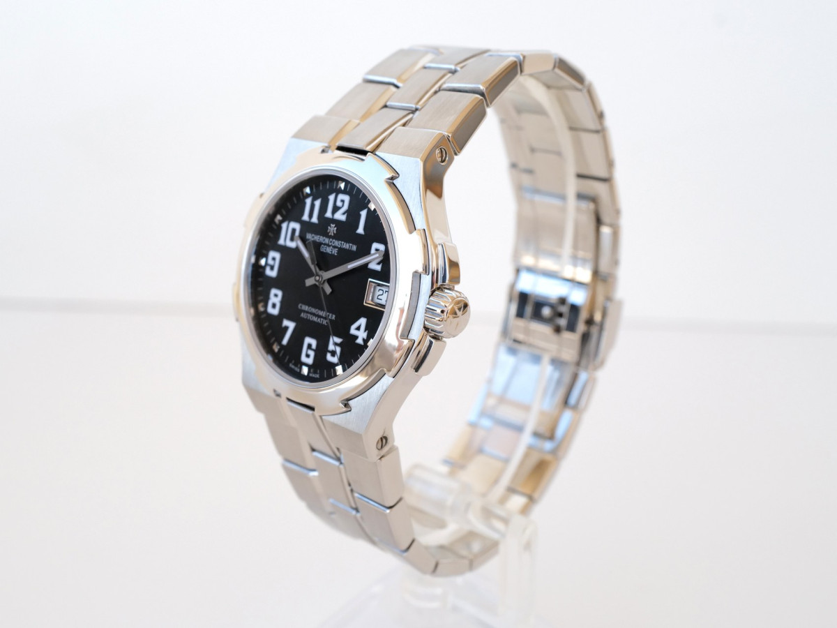 Швейцарський годинник Vacheron Constantin Overseas Black Dial 37