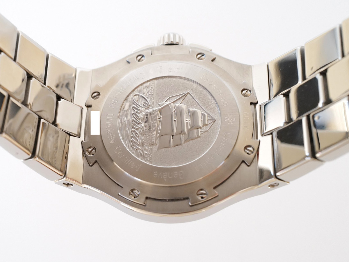 Швейцарський годинник Vacheron Constantin Overseas Black Dial 37