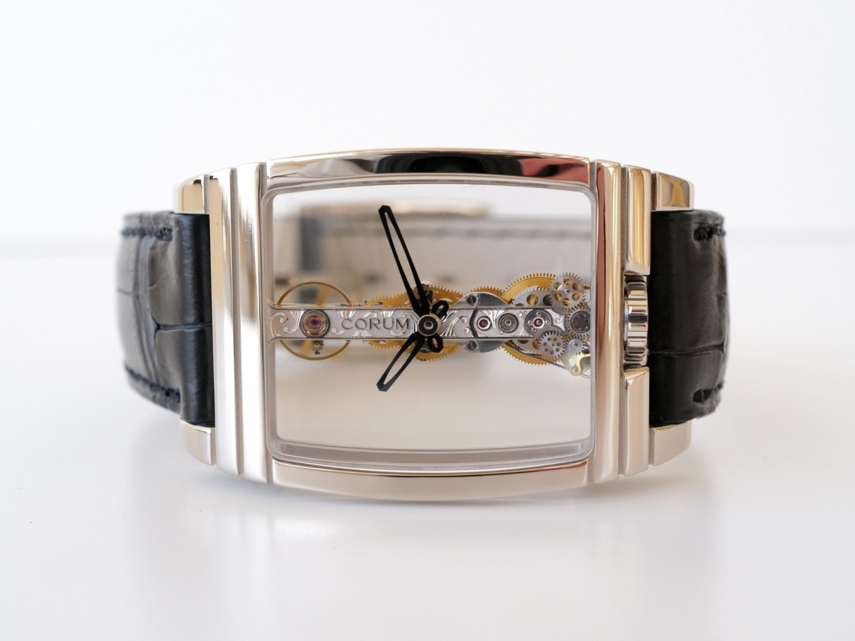 Швейцарський годинник Corum Golden Bridge 18K White Gold