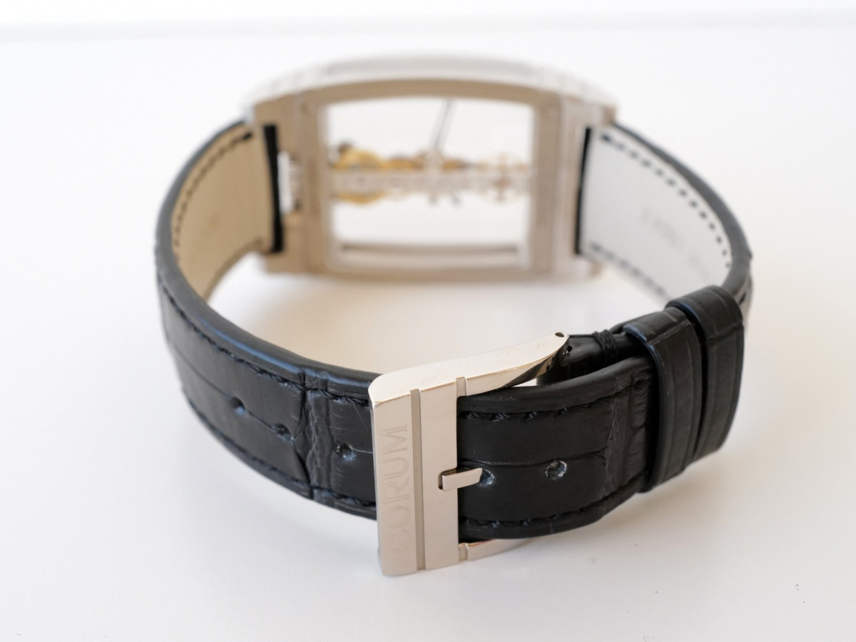 Швейцарський годинник Corum Golden Bridge 18K White Gold