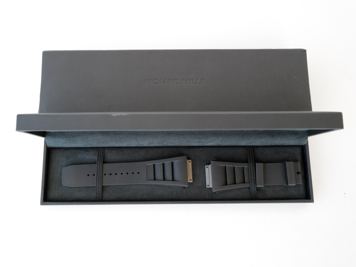 Швейцарские часы Ремшок к часам Richard Mille